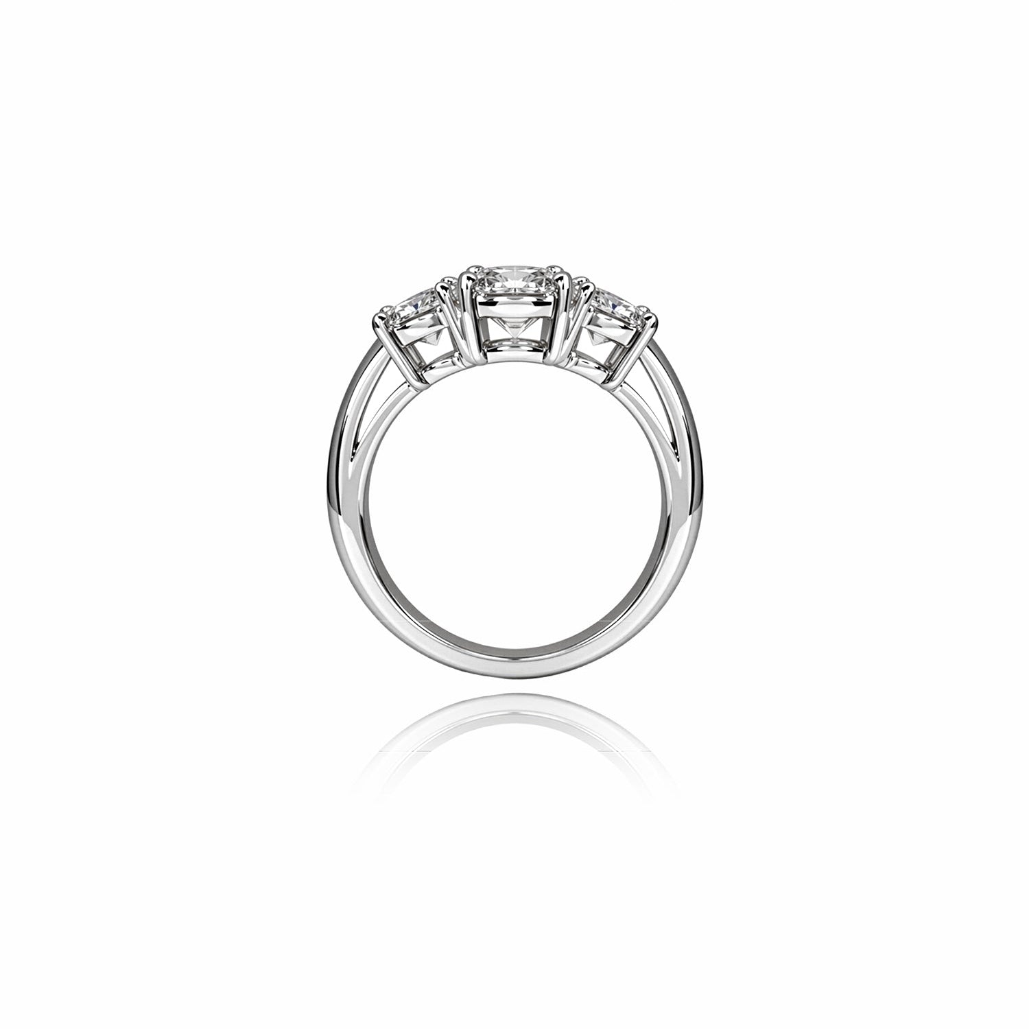 Three-Stone Diamond Ring – Round-Cut Trio in Classic Prong Setting