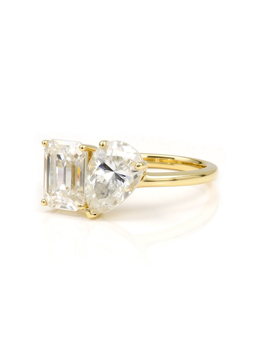18K 3.5Ctw. Moissanite Toi et Moi Engagement Ring