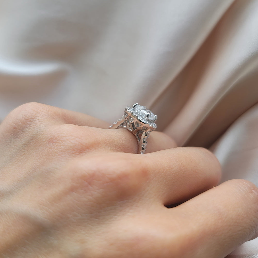 925 Silver Cushion Cut Moissanite Halo Setting Ring