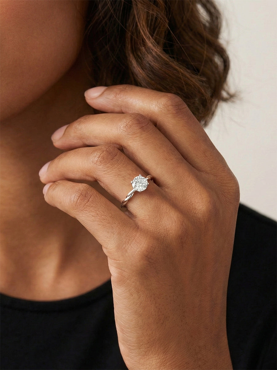 925 Silver Moissanite Twist Band Ring