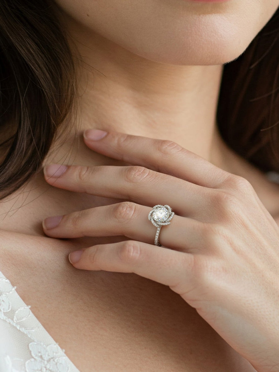 925 Silver Flower Shape Moissanite Ring