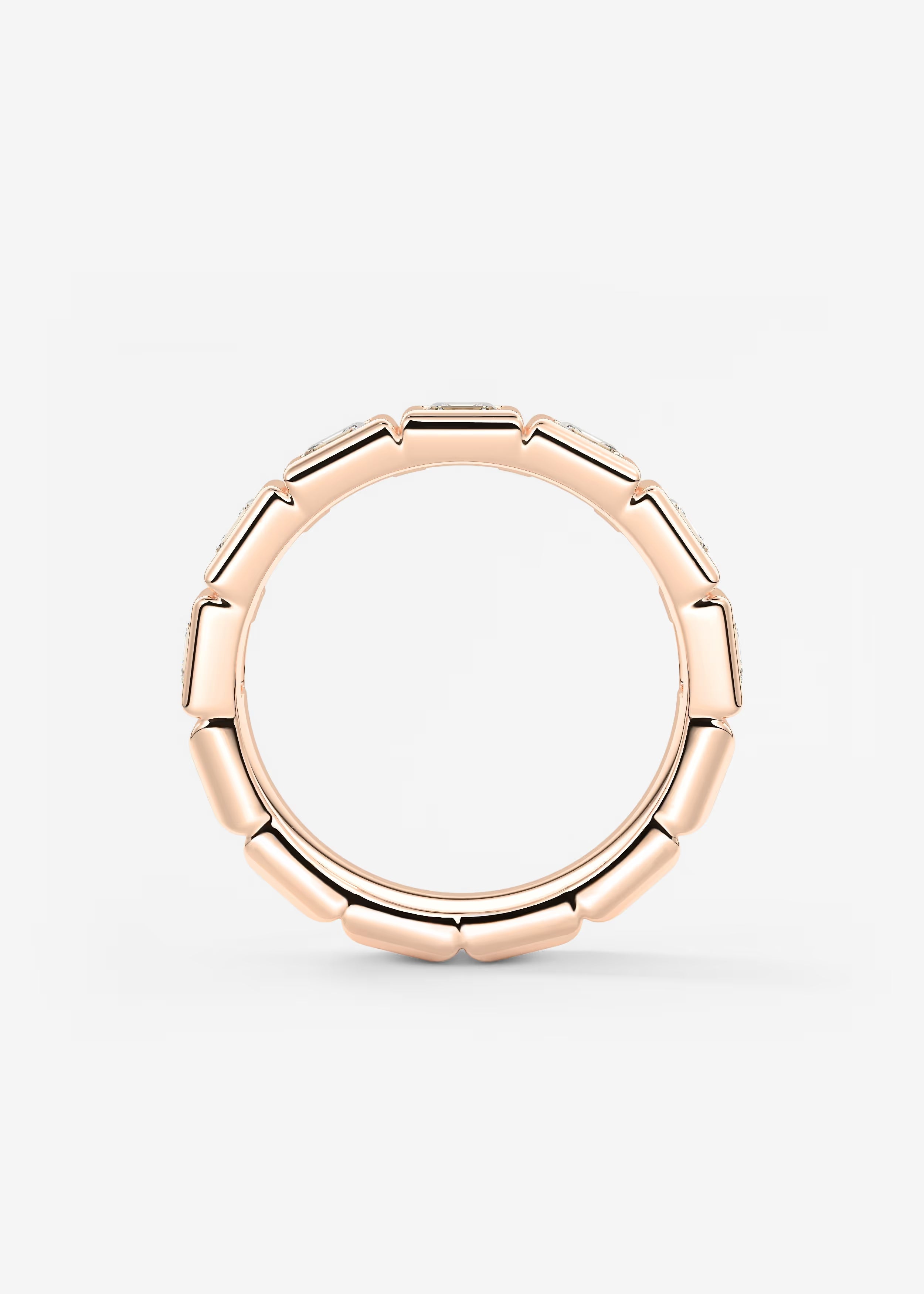 Gold Band with Square Bezel‑Set Lab‑Grown Diamonds in Modern Geometric Design