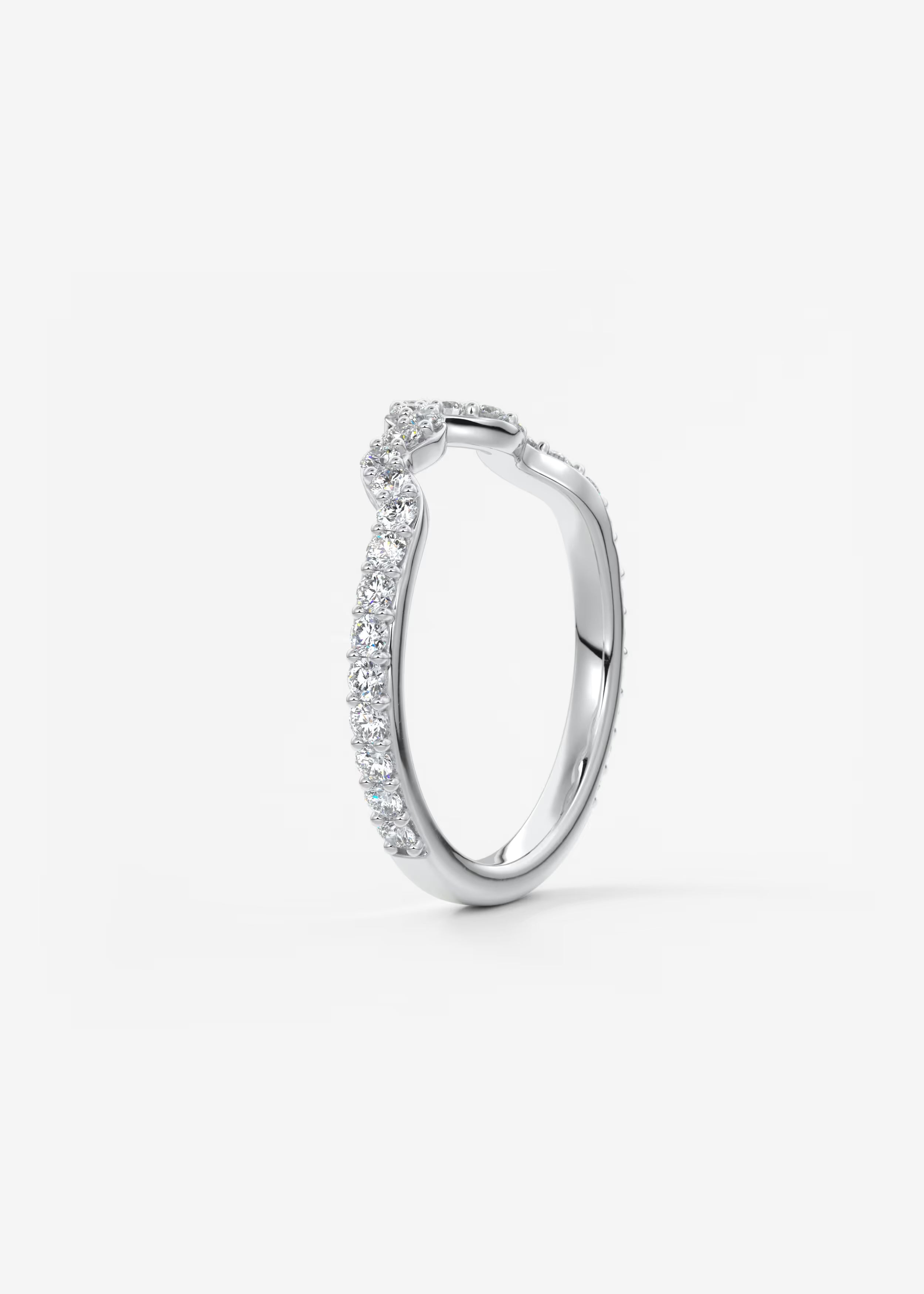 Gold Wave Band with Flowing Lab‑Grown Diamonds in Curved Pavé Design