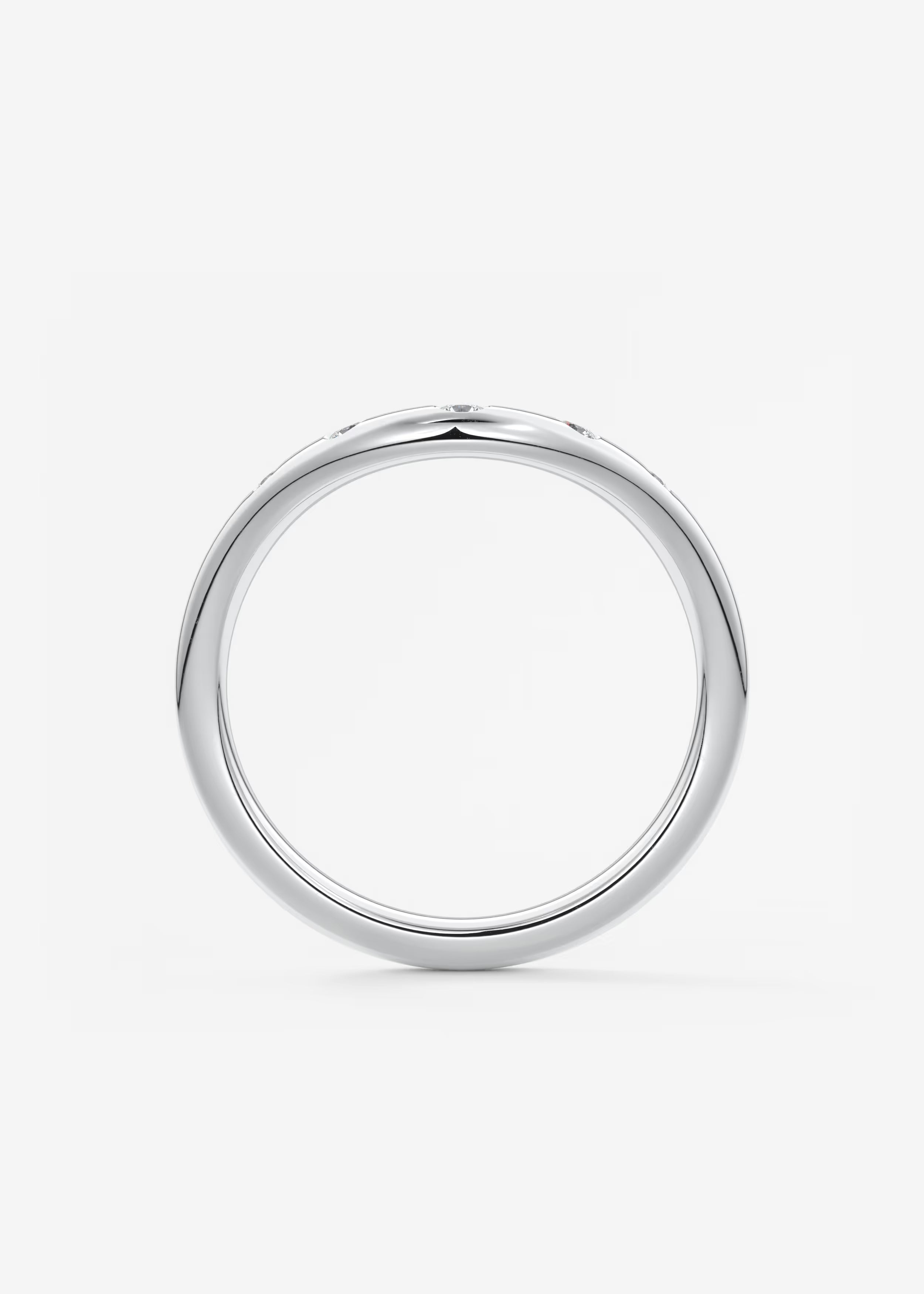 Gold Wave‑Shaped Band with Graduated Round Lab‑Grown Diamonds