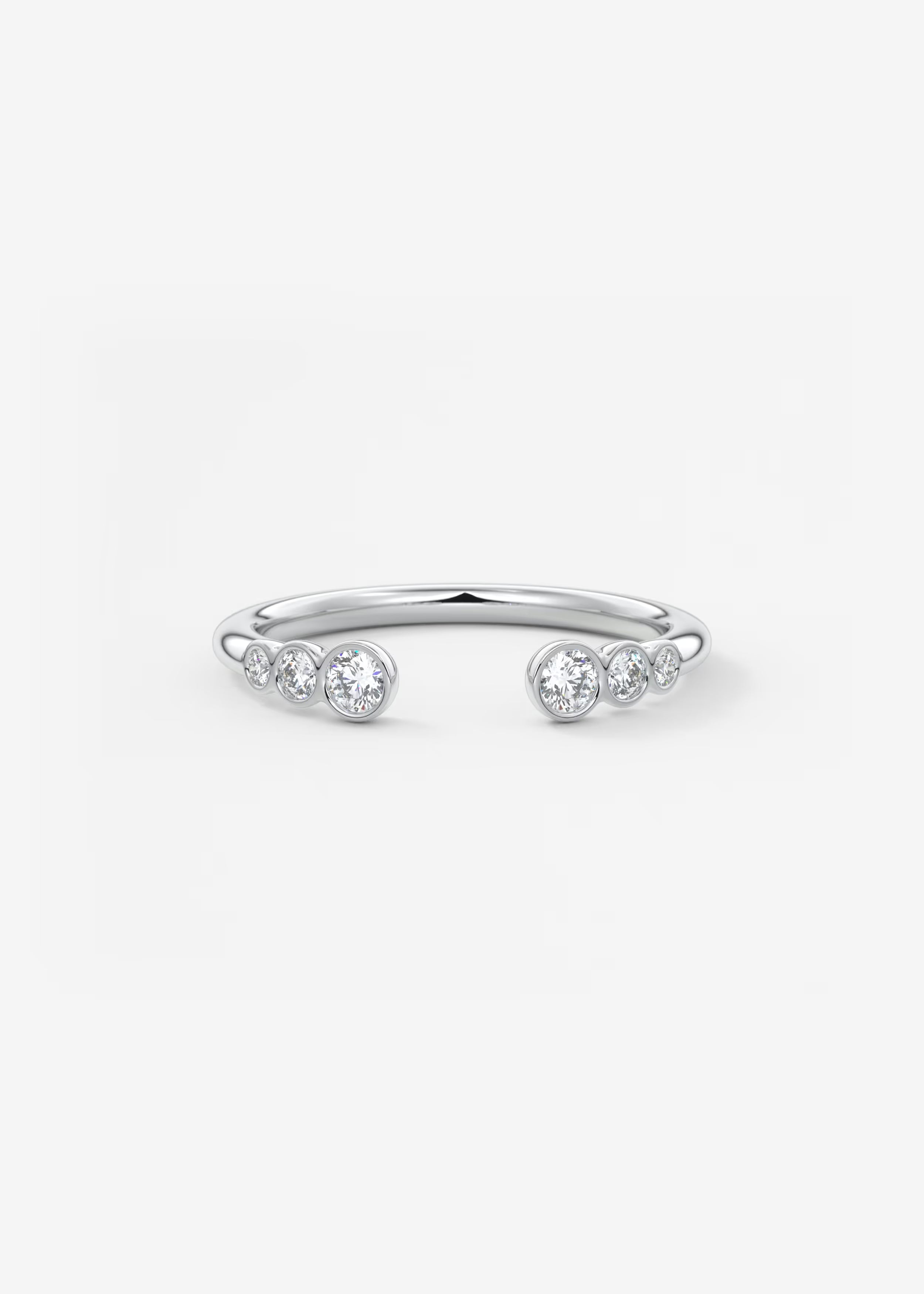 Gold Open Band with Graduated Round Lab‑Grown Diamonds