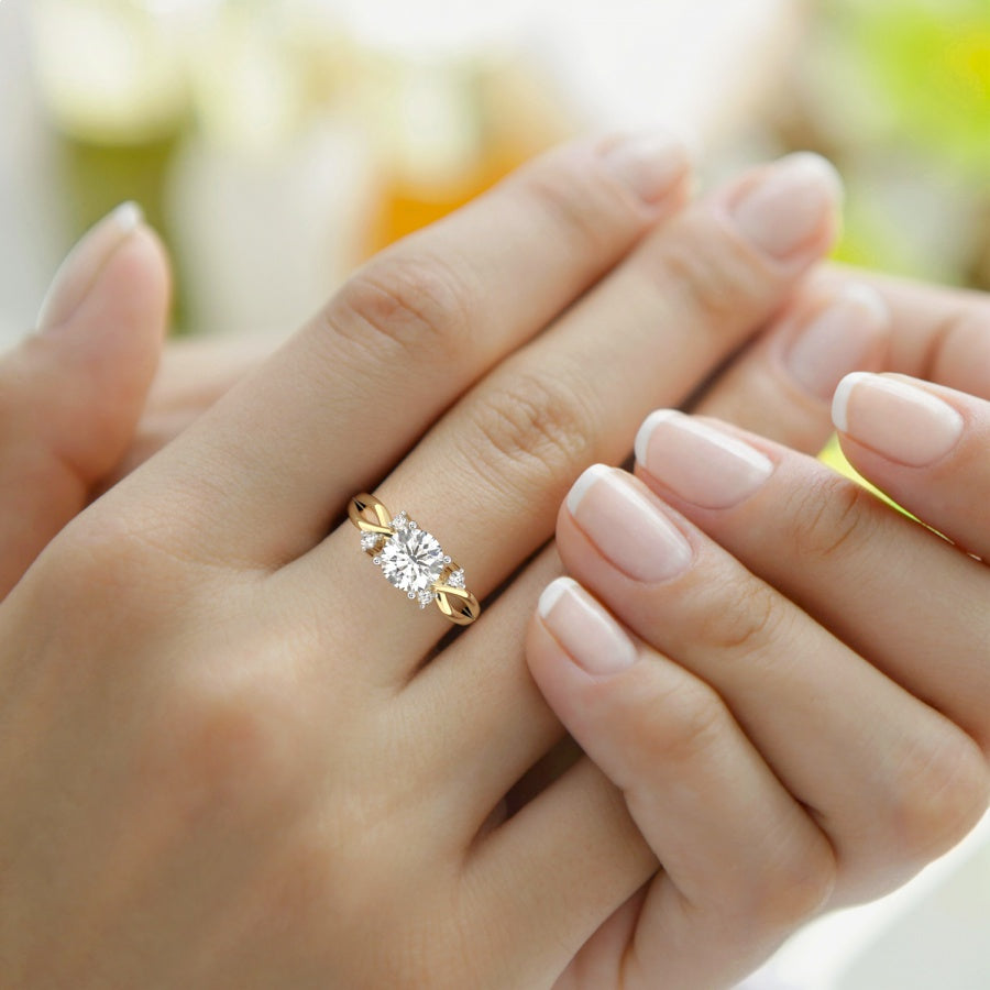 Twist Band Radiance princess Lab Grown Diamond Center Engagement Ring