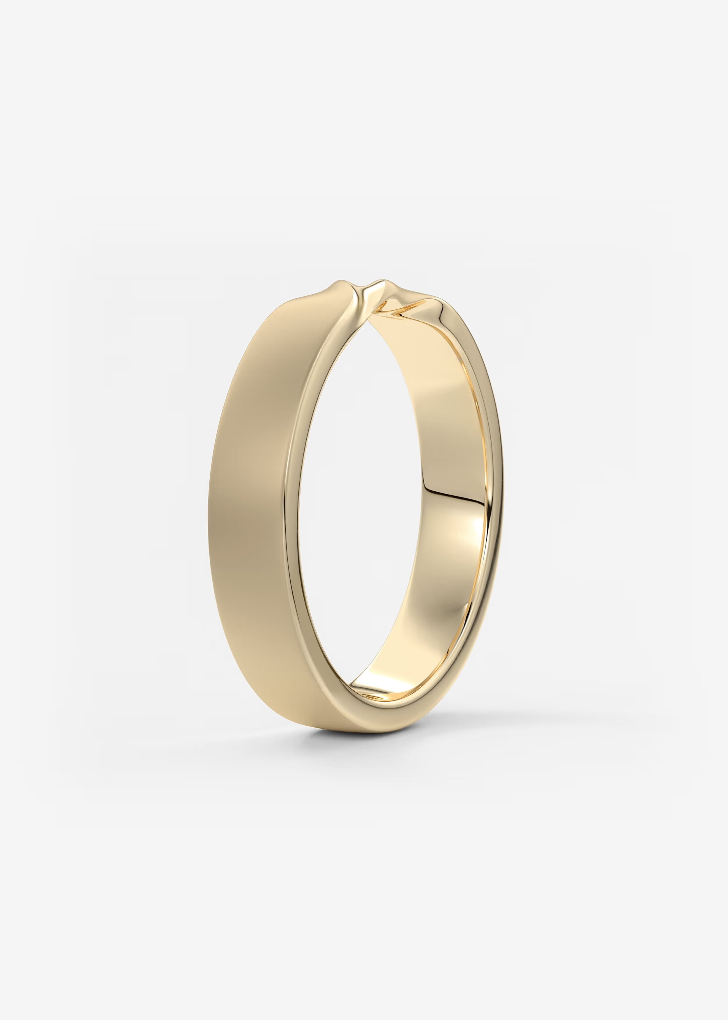 Polished Gold Band with Sculpted Wave‑Form Groove