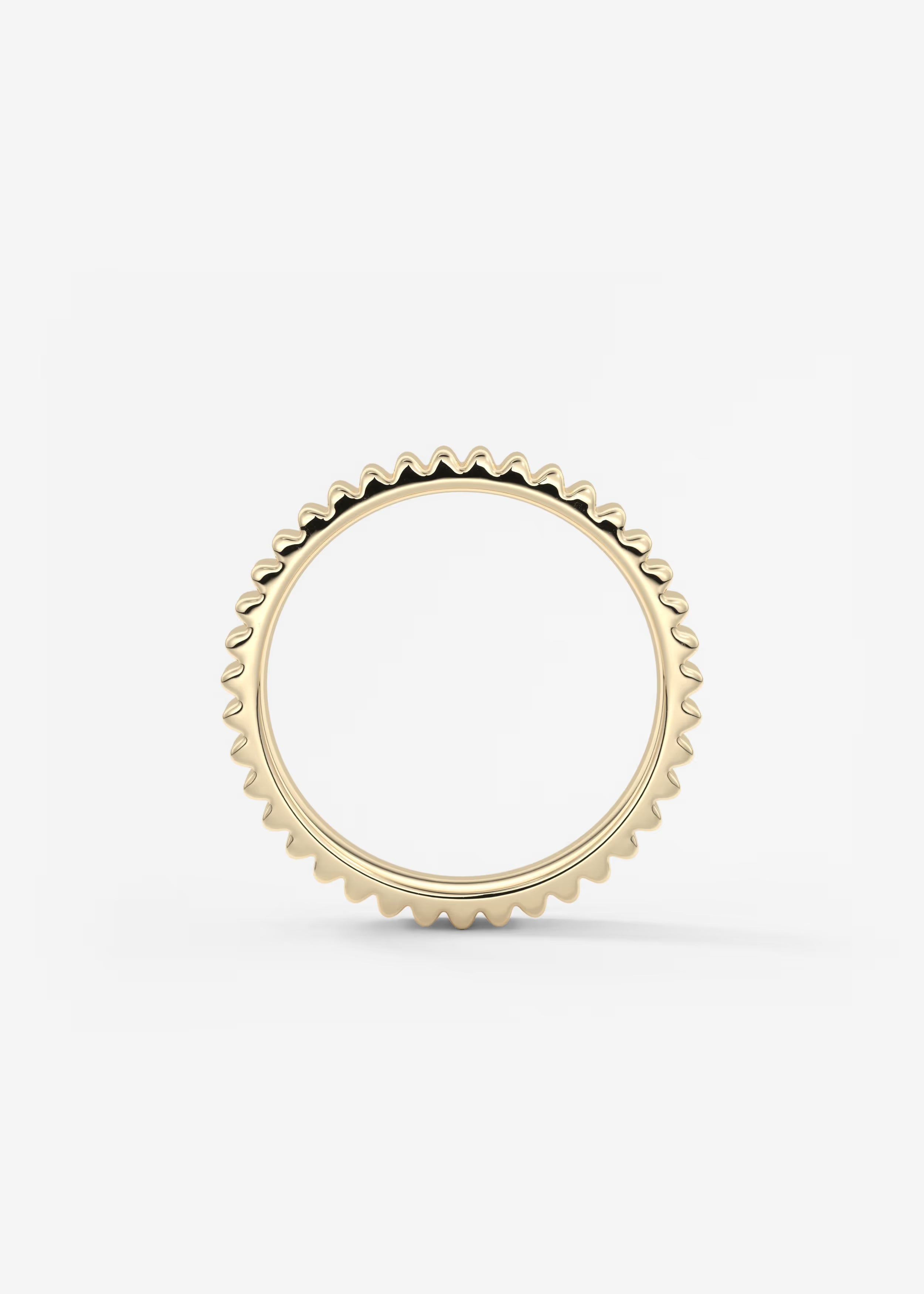 Gold Fluted Texture Band with Polished Interior